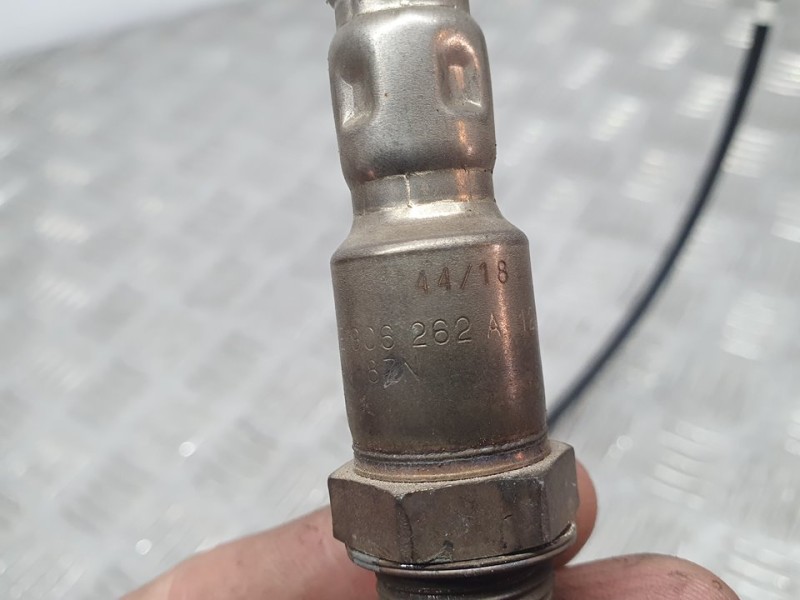 Recambio de sonda lambda para volkswagen polo advance referencia OEM IAM 05E906262A  