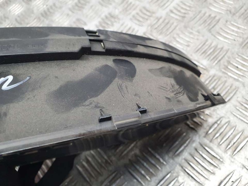 Recambio de cuadro instrumentos para lancia musa (184) platino referencia OEM IAM 6JSCRLI9H  PATA ROTA