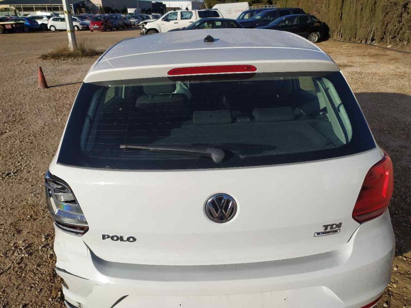 Recambio de porton trasero para volkswagen polo (6c1) edition bmt referencia OEM IAM 6R6827025D  