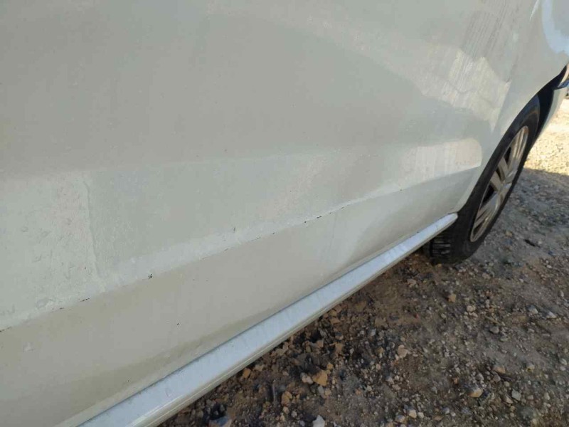 Recambio de puerta delantera derecha para volkswagen polo (6c1) edition bmt referencia OEM IAM 6R4831056J  TOCADA