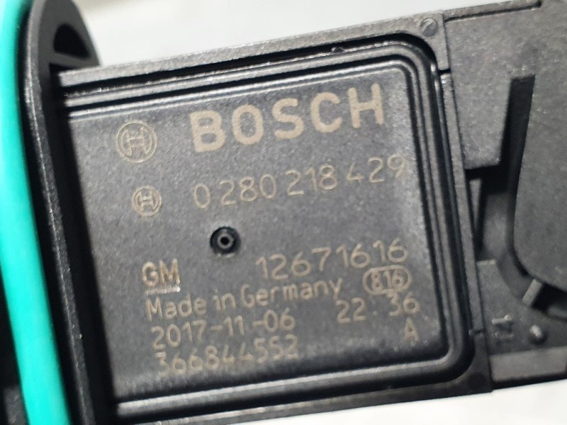 Recambio de caudalimetro para opel zafira tourer excellence referencia OEM IAM 12671616 0280218429 BOSCH