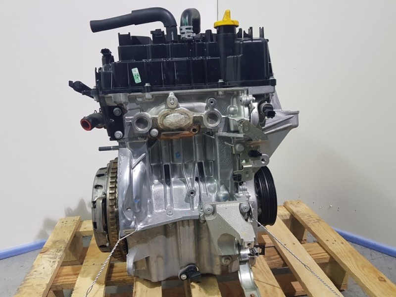 Recambio de motor completo para renault clio v business referencia OEM IAM B4D409 R052945 SOPORTE TAPA DISTRIBUCION ROTO