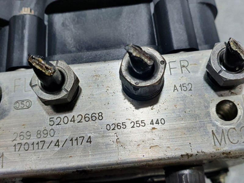 Recambio de abs para fiat 500 cabrio (150) pop referencia OEM IAM 52042668 0265255440 BOSCH