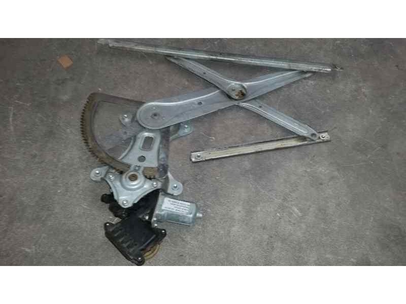 Recambio de elevalunas trasero derecho para toyota corolla verso (r1) 2.2 d-4d luna referencia OEM IAM  6 PINS ELECTRICO