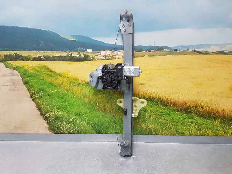 Recambio de elevalunas delantero derecho para renault clio iv business referencia OEM IAM  2 PINS ELECTRICO