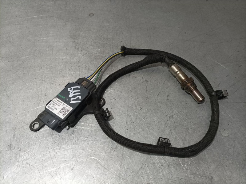 Recambio de sonda lambda para peugeot 5008 1.5 blue-hdi fap referencia OEM IAM 9830288780 0281008064065 BOSCH