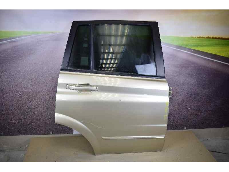 Recambio de puerta trasera derecha para ssangyong kyron 200 xdi sport referencia OEM IAM   TOCADA