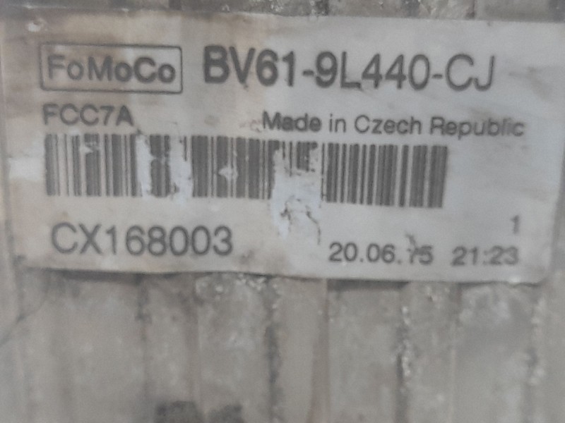 Recambio de intercooler para ford focus iii turnier 1.5 tdci referencia OEM IAM BV619L440CJ  