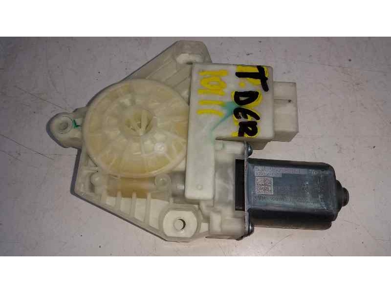 Recambio de motor elevalunas trasero derecho para skoda rapid style referencia OEM IAM 5JA959812L  