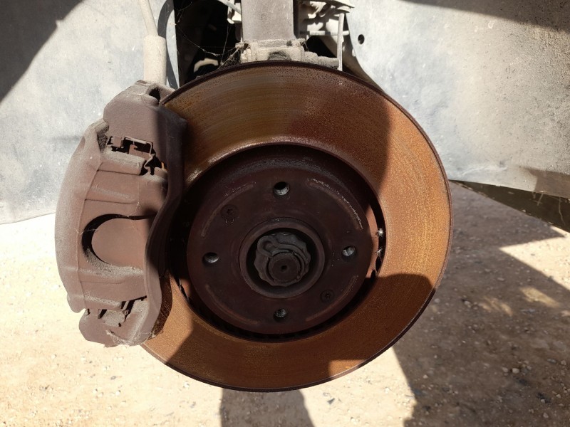 Recambio de mangueta delantera izquierda para peugeot 307 (3a/c) 2.0 hdi 90 referencia OEM IAM 364696  