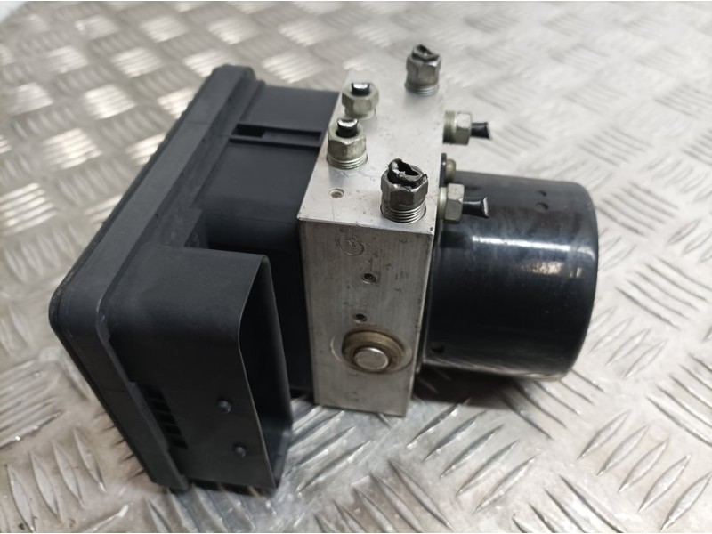 Recambio de abs para volvo v50 familiar 2.4 momentum referencia OEM IAM 4N512C405AD 10020601224 ATE