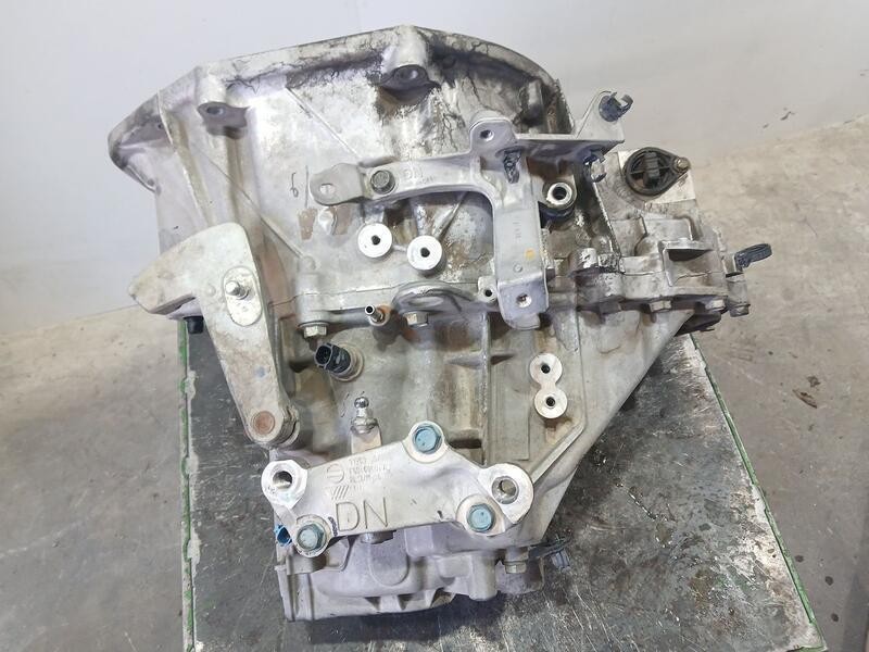 Recambio de caja cambios para nissan qashqai (j10) acenta referencia OEM IAM 32010JG70E  6VELOCIDADES