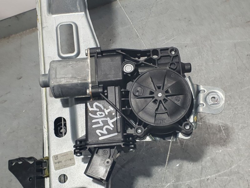 Recambio de elevalunas trasero izquierdo para opel zafira tourer excellence referencia OEM IAM 13260141 927207105 BROSE ELECTRIC
