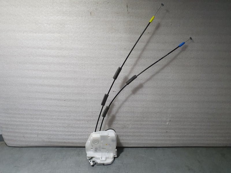 Recambio de cerradura puerta delantera izquierda para mitsubishi space star 120 kaiteki referencia OEM IAM 5715A919S  5 PINES