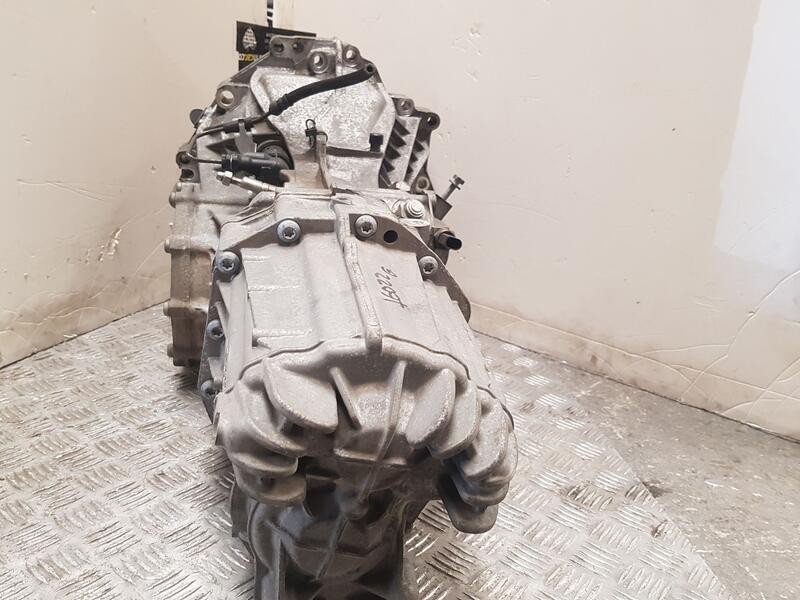 Recambio de caja cambios para audi a4 avant (8e) 2.0 tdi referencia OEM IAM HCF 01423 6 VELOCIDADES