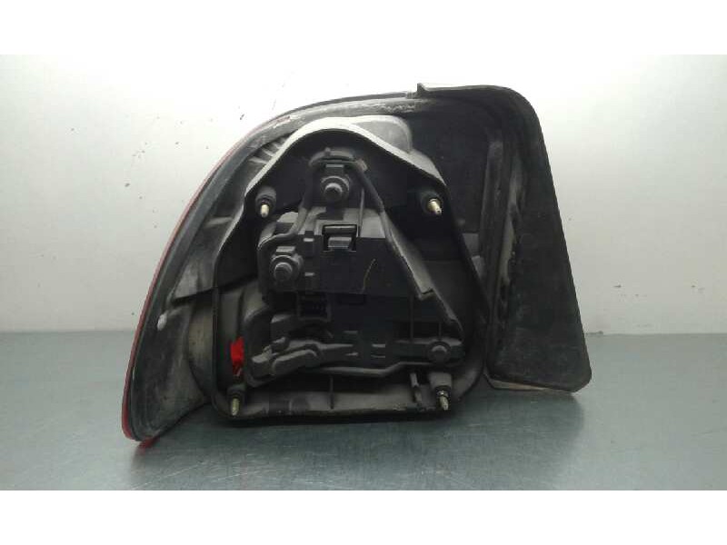 Recambio de piloto trasero derecho para mg serie 400 (rt) 1.6 cat referencia OEM IAM   