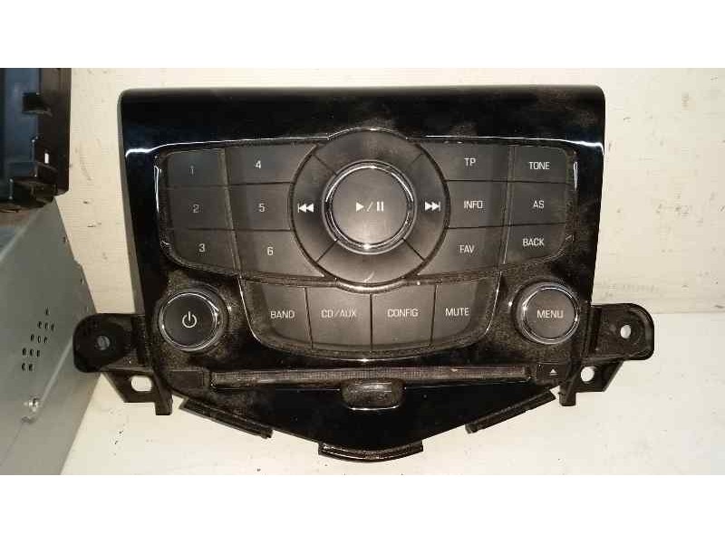 Recambio de sistema navegacion gps para chevrolet cruze l referencia OEM IAM CQJG1030YC 20983513 PANASONIC