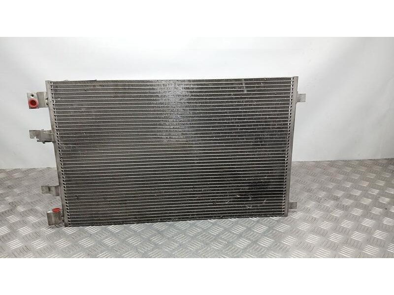 Recambio de condensador / radiador aire acondicionado para nissan qashqai (j10) acenta referencia OEM IAM 92110JD70B VALEO M1516