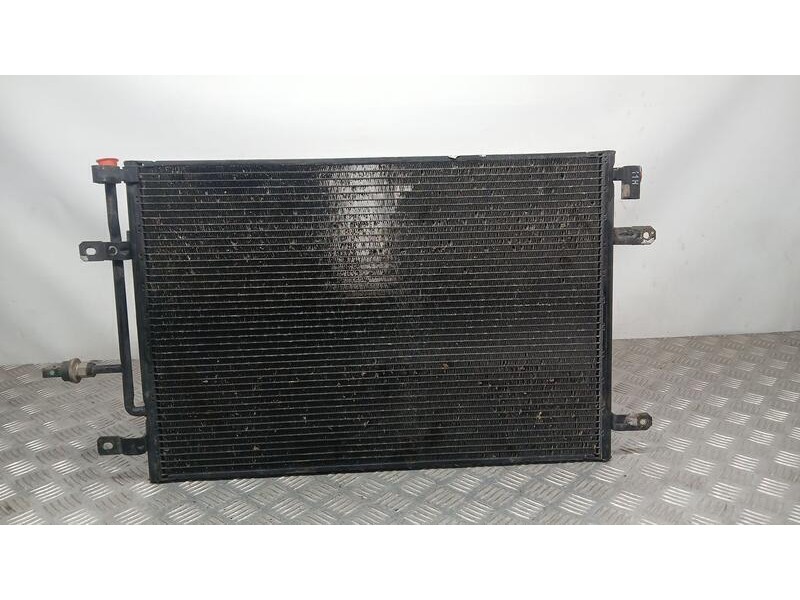 Recambio de condensador / radiador aire acondicionado para audi a4 avant (8e) 2.0 tdi referencia OEM IAM 8E0260403T  