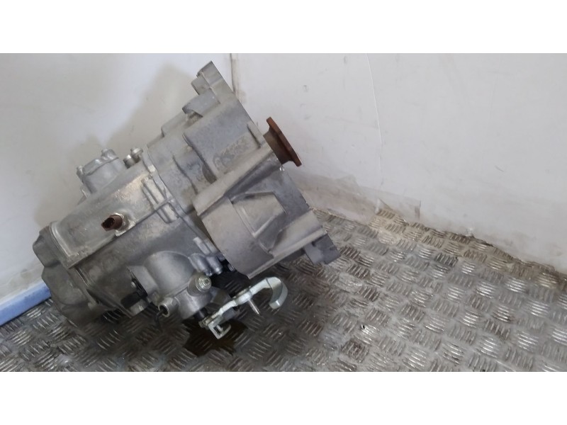 Recambio de caja cambios para seat ibiza v (kj1, kjg) 1.0 tsi referencia OEM IAM UHC fm6aj019 6VELOCIDADES