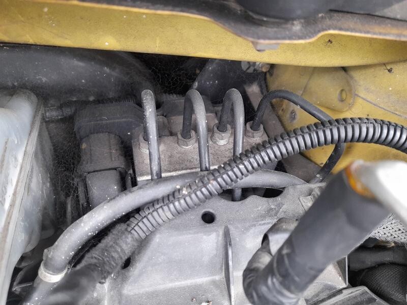 Recambio de abs para opel corsa e (x15) 1.4 (08, 68) referencia OEM IAM 95522565  