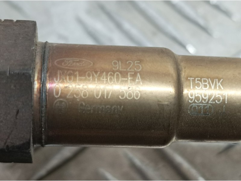Recambio de sonda lambda para ford focus st-line referencia OEM IAM JX619Y460EA 0258017586 BOSCH