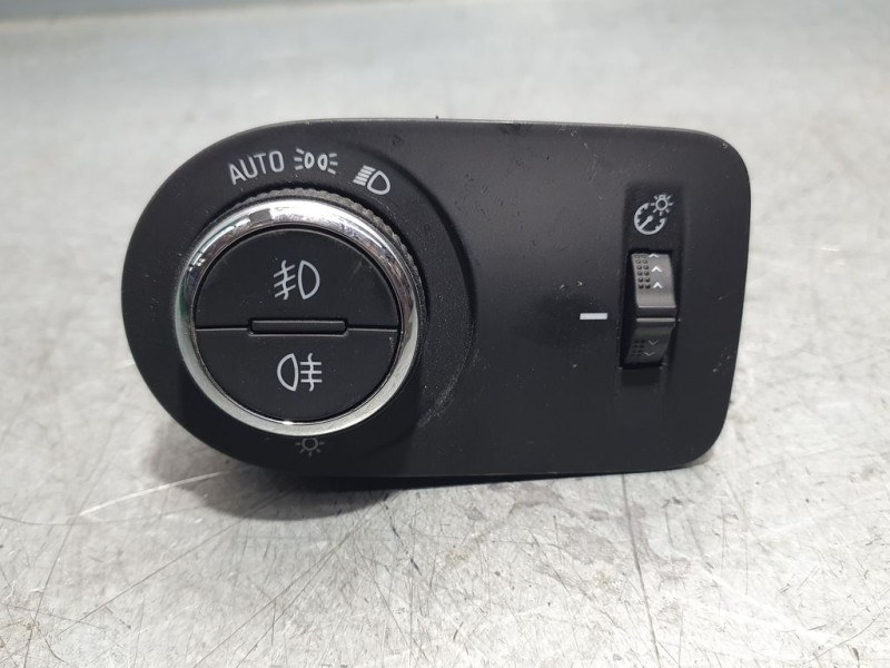 Recambio de mando luces para opel zafira tourer excellence referencia OEM IAM 39050760  