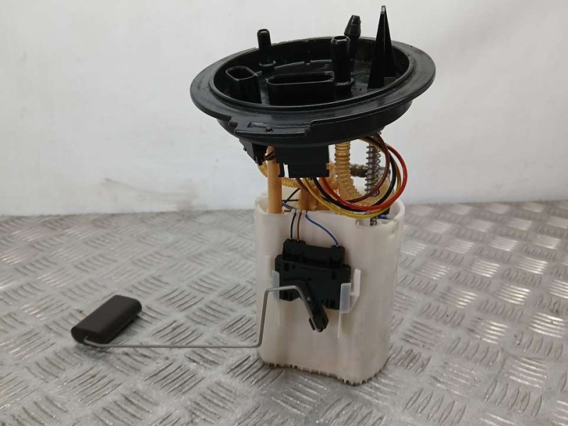 Recambio de aforador para seat leon (5f1) reference referencia OEM IAM 5Q0919050AD A2C94146500 