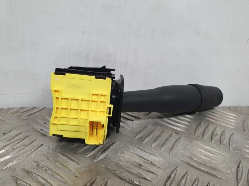 Recambio de mando luces para maxus e-deliver 9 l2 h1 referencia OEM IAM C00077440  