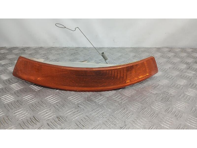 Recambio de piloto delantero izquierdo para renault trafic caja cerrada (ab 4.01) furgon referencia OEM IAM 8200007031 VALEO ROZ