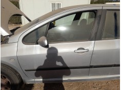 PUERTA DELANTERA IZQUIERDA 9002S8 TOCADA 