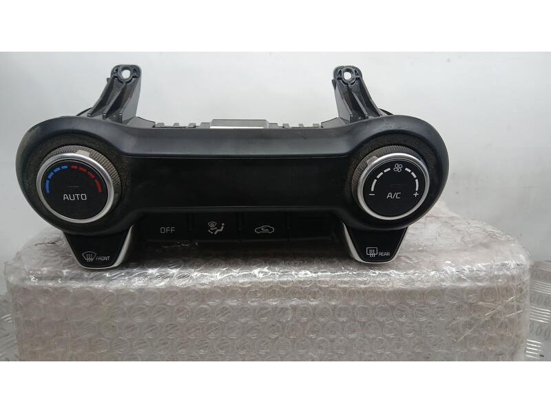 Recambio de mando climatizador para kia rio (yb) attract referencia OEM IAM 97250H8420  C200675440B