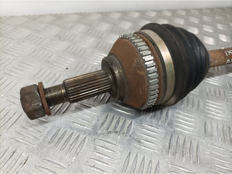 Recambio de transmision delantera izquierda para chrysler voyager (gs) 2.4 referencia OEM IAM P04641883AAF  