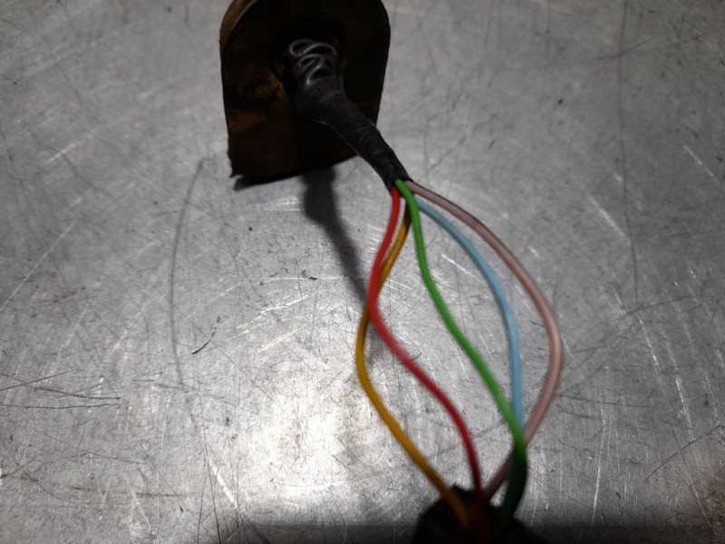 Recambio de retrovisor izquierdo para citroën c3 attraction referencia OEM IAM SIN REF  ELECTRICO 5 CABLES