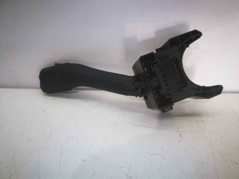 Recambio de mando limpia para skoda fabia (6y2/6y3) 1.2 12v referencia OEM IAM 4B0953503H  4B0953503H