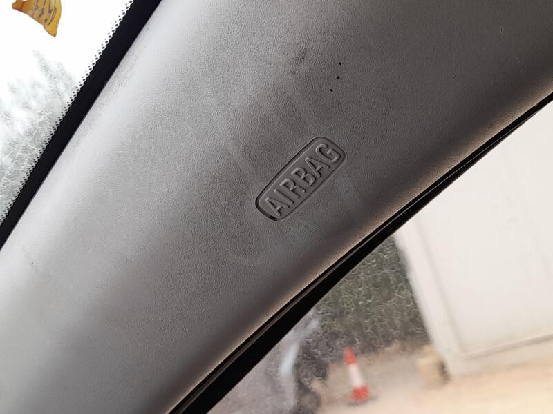 Recambio de airbag cortina delantero derecho para opel corsa e (x15) 1.4 (08, 68) referencia OEM IAM 39045978  