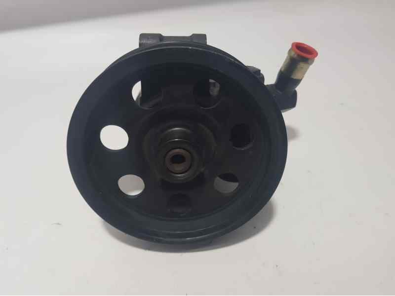 Recambio de bomba direccion para ford focus berlina (cak) ghia referencia OEM IAM HBDFX  