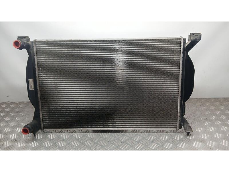 Recambio de radiador agua para audi a4 avant (8e) 2.0 tdi referencia OEM IAM 8E0121251A CALSONIC KANSEI 