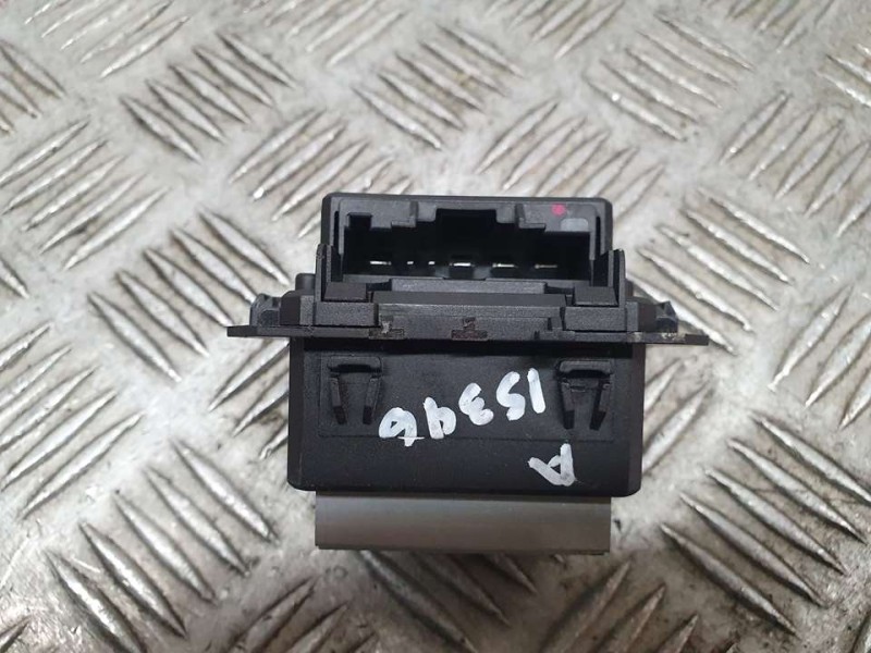 Recambio de resistencia calefaccion para peugeot 5008 gt referencia OEM IAM T1017139D 930405001 