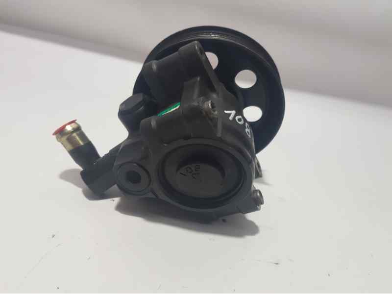 Recambio de bomba direccion para ford focus berlina (cak) ghia referencia OEM IAM HBDFX  