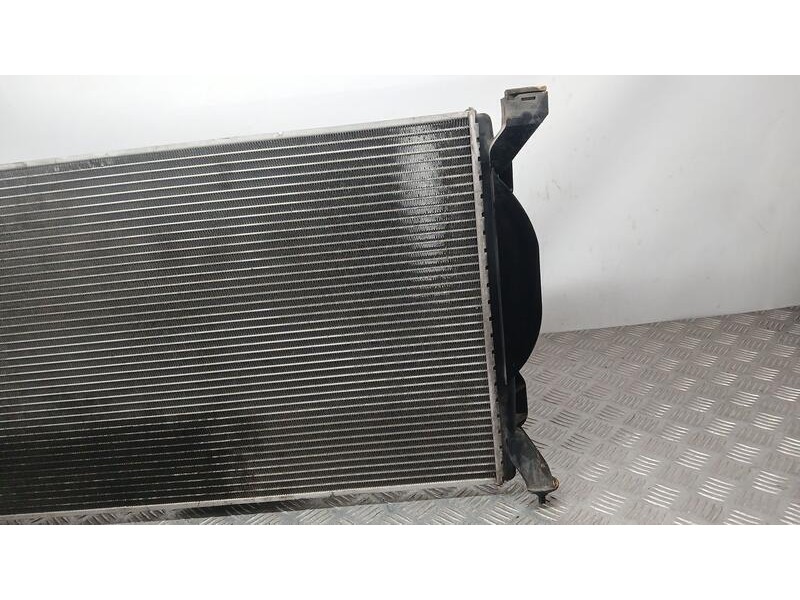 Recambio de radiador agua para audi a4 avant (8e) 2.0 tdi referencia OEM IAM 8E0121251A CALSONIC KANSEI 