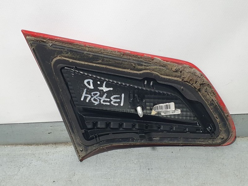 Recambio de piloto trasero derecho para citroën c4 lim. white attraction referencia OEM IAM 9672155480  INTERIOR