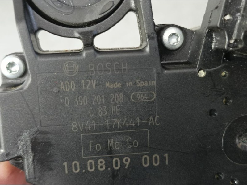 Recambio de motor limpia trasero para ford kuga (cbv) trend referencia OEM IAM 8V4117K441AC 0390201208 BOSCH