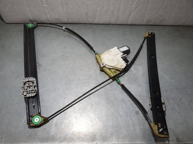 Recambio de elevalunas delantero derecho para audi q7 (4l) 4.2 fsi referencia OEM IAM 4L0837462A 986387204 BROSE ELECTRICO 6 PIN