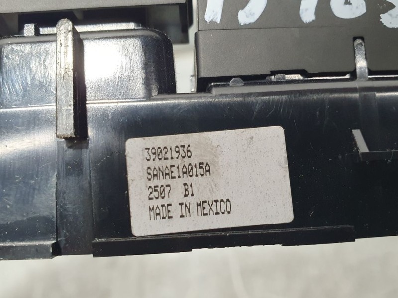 Recambio de warning para opel zafira tourer excellence referencia OEM IAM 39021936  