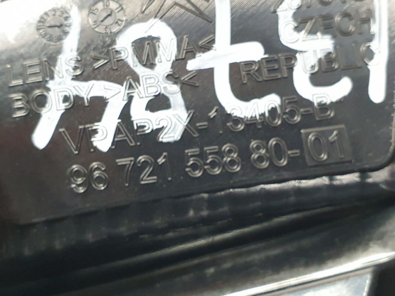 Recambio de piloto trasero izquierdo para citroën c4 lim. white attraction referencia OEM IAM 9672155880  INTERIOR