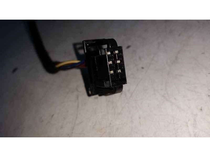 Recambio de retrovisor derecho para skoda fabia active referencia OEM IAM  6 CABLES ELECTRICO