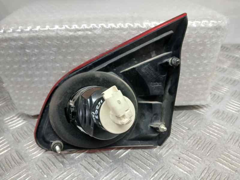 Recambio de piloto trasero izquierdo para nissan qashqai (j10) acenta referencia OEM IAM 26555JD800  INTERIOR