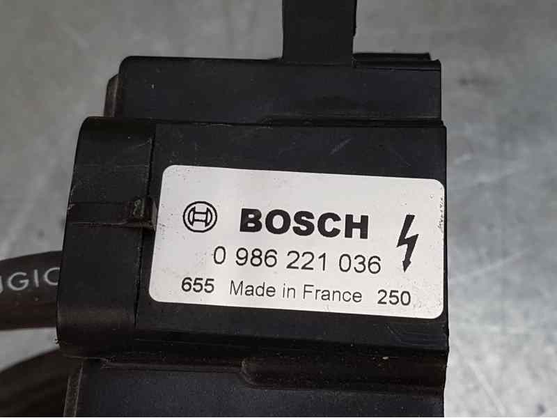 Recambio de bobina encendido para renault clio ii fase ii (b/cb0) authentique referencia OEM IAM 986221036  BOSCH