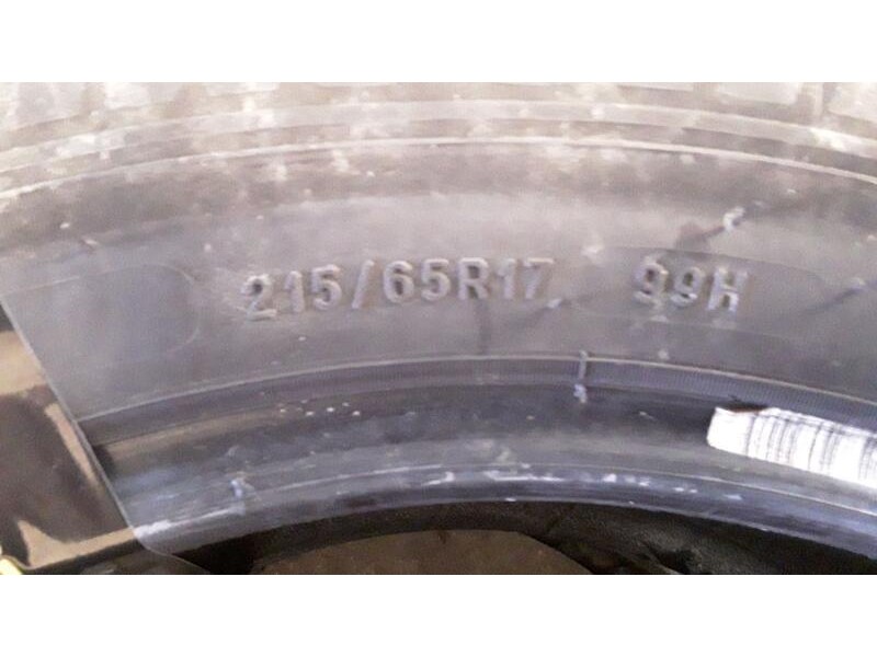 Recambio de neumatico pareja para neumaticos reutilizados - referencia OEM IAM 215651799H MICHELIN 215/65/17/99H